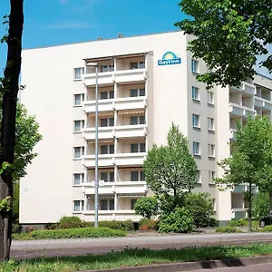 Days Centre Hotel
