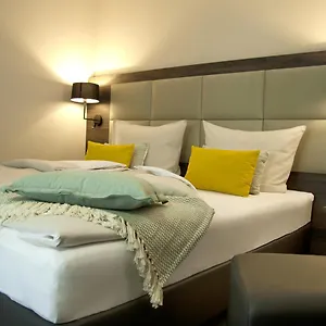 Am Moosrain Garni Hotel Eitting